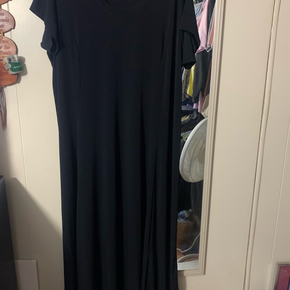 Woman whitin Maxi Dress woman 18/20 arm to arm 26x53